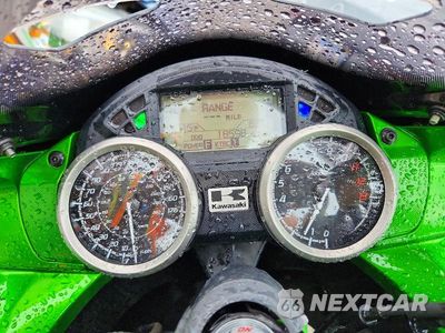 Zdjęcie 7 z 9 samochodu: 2012 KAWASAKI ZX1400 EC VIN:JKBZXNE12CA004735 - miniatura