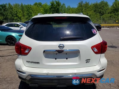 Zdjęcie 6 z 13 samochodu: 2017 NISSAN PATHFINDER SV VIN:5N1DR2MM0HC648489 - miniatura