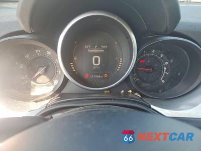 Zdjęcie 9 z 12 samochodu: 2016 FIAT 500X POP VIN:ZFBCFXAT0GP327124 - miniatura