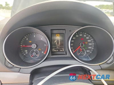 Zdjęcie 9 z 13 samochodu: 2011 VOLKSWAGEN GOLF VIN:WVWDM7AJXBW179511 - miniatura
