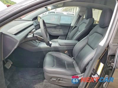 Zdjęcie 7 z 12 samochodu: 2026 TESLA MODEL Y VIN:7SAYGDEE6TA488998 - miniatura