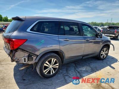 Trzecie zdjęcie samochodu z tyłu: 2018 HONDA PILOT EX VIN:5FNYF5H31JB015915 - miniatura