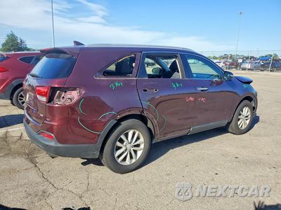 Trzecie zdjęcie samochodu z tyłu: 2017 KIA SORENTO LX VIN:5XYPG4A31HG193226 - miniatura