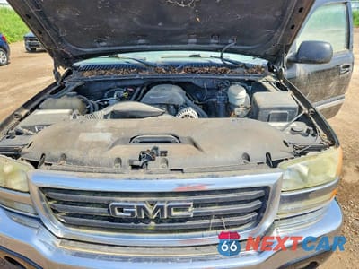 Zdjęcie 11 z 12 samochodu: 2004 GMC NEW SIERRA K1500 VIN:2GTEK19T741388597 - miniatura