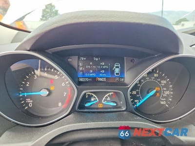 Zdjęcie 9 z 12 samochodu: 2018 FORD ESCAPE SE VIN:1FMCU9GD2JUA73911 - miniatura