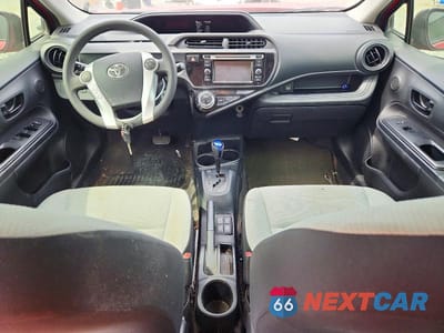 Zdjęcie 8 z 12 samochodu: 2015 TOYOTA PRIUS C ONE VIN:JTDKDTB34F1576036 - miniatura