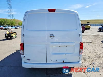 Zdjęcie 6 z 14 samochodu: 2015 NISSAN NV200 SV VIN:3N6CM0KN8FK711342 - miniatura