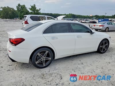 Trzecie zdjęcie samochodu z tyłu: 2019 MERCEDES-BENZ A 220 VIN:WDD3G4EB4KW035429 - miniatura