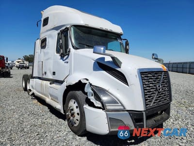 2021 VOLVO VNL SEMI TRUCK 4V4NC9EH8MN242385 - główne zdjęcie licytacji z USA - miniatura