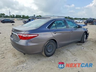 Trzecie zdjęcie samochodu z tyłu: 2017 TOYOTA CAMRY LE VIN:4T1BF1FK2HU785160 - miniatura