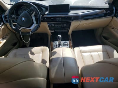 Zdjęcie 8 z 13 samochodu: 2014 BMW X5 XDRIVE35D VIN:5UXKS4C53E0J94627 - miniatura