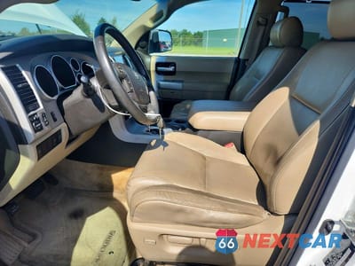Zdjęcie 7 z 13 samochodu: 2008 TOYOTA SEQUOIA LIMITED VIN:5TDZY68A48S012838 - miniatura