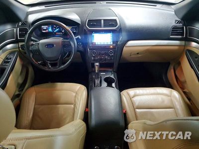 Zdjęcie 8 z 13 samochodu: 2017 FORD EXPLORER XLT VIN:1FM5K7D81HGB49377 - miniatura