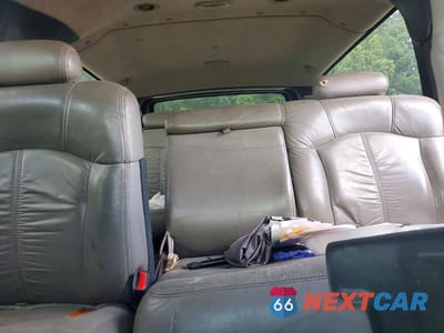 Zdjęcie 10 z 13 samochodu: 2002 CHEVROLET SUBURBAN K1500 VIN:1GNFK16Z12J218839 - miniatura