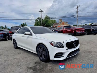 2018 MERCEDES-BENZ E 300 WDDZF4JB8JA371390 - główne zdjęcie licytacji z USA - miniatura