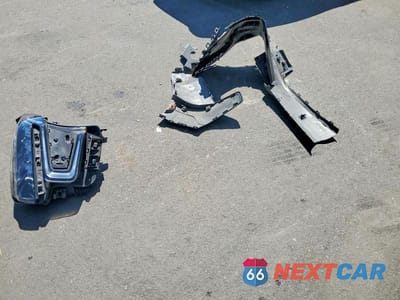 Zdjęcie 13 z 14 samochodu: 2023 CHEVROLET SUBURBAN K1500 RST VIN:1GNSKEKD5PR108689 - miniatura