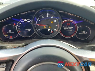 Zdjęcie 9 z 12 samochodu: 2019 PORSCHE CAYENNE VIN:WP1AA2AYXKDA10272 - miniatura