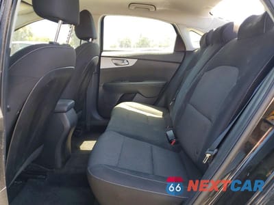 Zdjęcie 10 z 12 samochodu: 2023 KIA FORTE LXS VIN:3KPF24AD5PE629235 - miniatura
