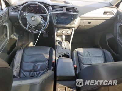 Zdjęcie 8 z 13 samochodu: 2018 VOLKSWAGEN TIGUAN SEL PREMIUM VIN:3VV5B7AX7JM004275 - miniatura