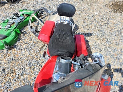 Piąte zdjęcie samochodu w środku: 2010 HARLEY-DAVIDSON FLHX VIN:1HD1KB419AB640287 - miniatura