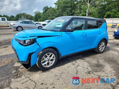 2023 KIA SOUL S KNDJ23AU1P7210349 - główne zdjęcie licytacji z USA - miniatura