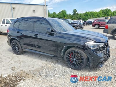 Czwarte zdjęcie samochodu z boku: 2021 BMW X5 XDRIVE40I VIN:5UXCR6C00M9E15081 - miniatura