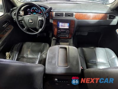Zdjęcie 8 z 12 samochodu: 2008 CHEVROLET AVALANCHE K1500 VIN:3GNFK12318G171503 - miniatura