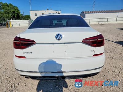 Zdjęcie 6 z 12 samochodu: 2018 VOLKSWAGEN PASSAT S VIN:1VWAA7A39JC036706 - miniatura