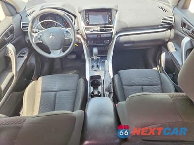 Zdjęcie 8 z 13 samochodu: 2020 MITSUBISHI ECLIPSE CROSS ES VIN:JA4AS3AA4LZ013626 - miniatura