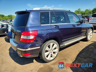Trzecie zdjęcie samochodu z tyłu: 2010 MERCEDES-BENZ GLK 350 4MATIC VIN:WDCGG8HB7AF360471 - miniatura