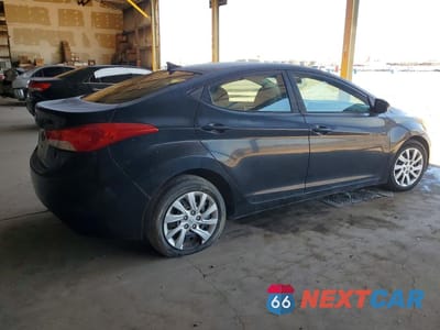 Trzecie zdjęcie samochodu z tyłu: 2011 HYUNDAI ELANTRA GLS VIN:5NPDH4AE5BH030337 - miniatura