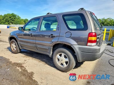 Drugie zdjęcie samochodu z przodu: 2003 FORD ESCAPE XLS VIN:1FMYU02133KB89034 - miniatura