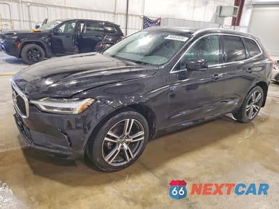 2018 VOLVO XC60 T5 LYV102RKXJB097099 - główne zdjęcie licytacji z USA - miniatura