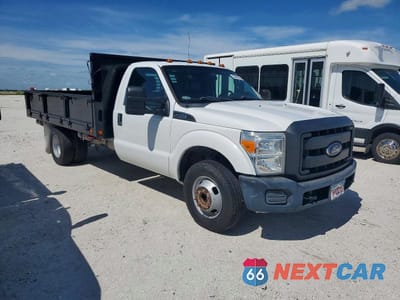 2015 FORD F350 SUPER DUTY 1FDRF3G66FEB38781 - główne zdjęcie licytacji z USA - miniatura