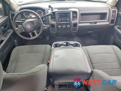 Zdjęcie 8 z 12 samochodu: 2015 RAM 3500 VIN:3C7WRTCL9FG592898 - miniatura