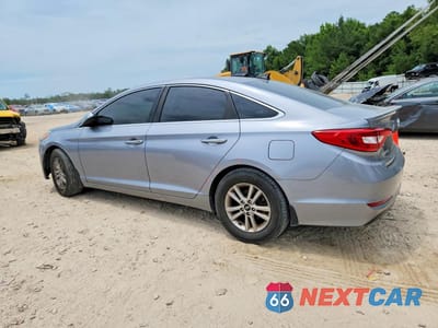 Drugie zdjęcie samochodu z przodu: 2017 HYUNDAI SONATA SE VIN:5NPE24AFXHH497020 - miniatura
