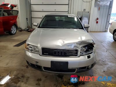 Piąte zdjęcie samochodu w środku: 2004 AUDI A4 1.8T QUATTRO VIN:WAULC68E64A072860 - miniatura