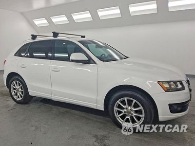 Czwarte zdjęcie samochodu z boku: 2010 AUDI Q5 PREMIUM VIN:WA1CKAFP2AA087536 - miniatura