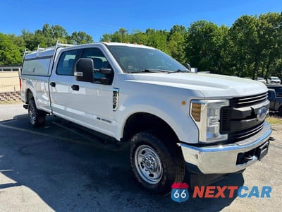 Czwarte zdjęcie samochodu z boku: 2019 FORD F250 SUPER DUTY VIN:1FT7W2BT0KEC82758 - miniatura