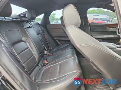 Zdjęcie 10 z 12 samochodu: 2016 JAGUAR XF S VIN:SAJBM4BV1GCY13239 - miniatura