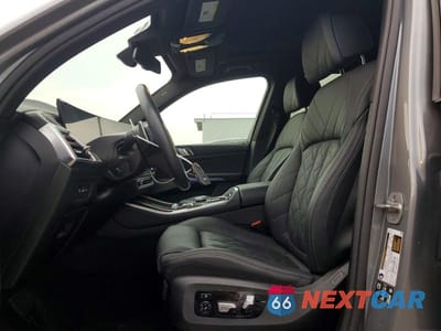Zdjęcie 7 z 13 samochodu: 2025 BMW X5 XDRIVE4 VIN:5UX23EU00S9Z25687 - miniatura