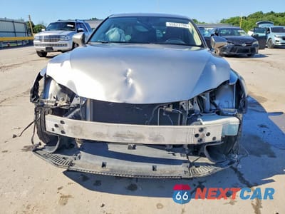 Piąte zdjęcie samochodu w środku: 2015 LEXUS IS 250 VIN:JTHCF1D2XF5026757 - miniatura