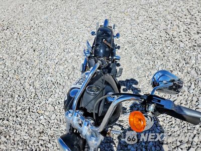 Piąte zdjęcie samochodu w środku: 2012 HARLEY-DAVIDSON FXDB DYNA STREET BOB VIN:1HD1GX413CC333919 - miniatura