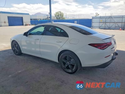 Drugie zdjęcie samochodu z przodu: 2021 MERCEDES-BENZ CLA 250 VIN:W1K5J4GB6MN157693 - miniatura