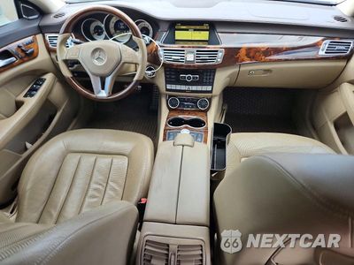 Zdjęcie 8 z 12 samochodu: 2012 MERCEDES-BENZ CLS 550 VIN:WDDLJ7DB6CA037170 - miniatura