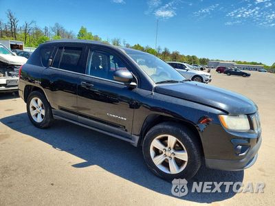 Czwarte zdjęcie samochodu z boku: 2012 JEEP COMPASS SPORT VIN:1C4NJCBA6CD687279 - miniatura
