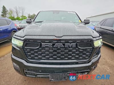 Piąte zdjęcie samochodu w środku: 2026 RAM 1500 TRADESMAN VIN:3C6SRFGP1T4155203 - miniatura