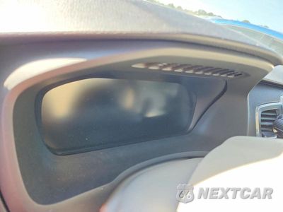 Zdjęcie 9 z 13 samochodu: 2020 VOLVO XC90 T5 MOMENTUM VIN:YV4102PK7L1578177 - miniatura