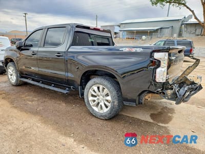 Drugie zdjęcie samochodu z przodu: 2023 CHEVROLET SILVERADO K1500 CUSTOM VIN:1GCPDBEK3PZ301909 - miniatura