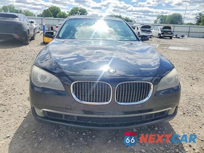 Piąte zdjęcie samochodu w środku: 2012 BMW 750 LXI VIN:WBAKC8C59CC435945 - miniatura
